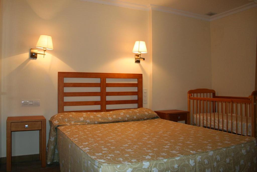 Hostal Margarita La Línea de la Concepción エクステリア 写真